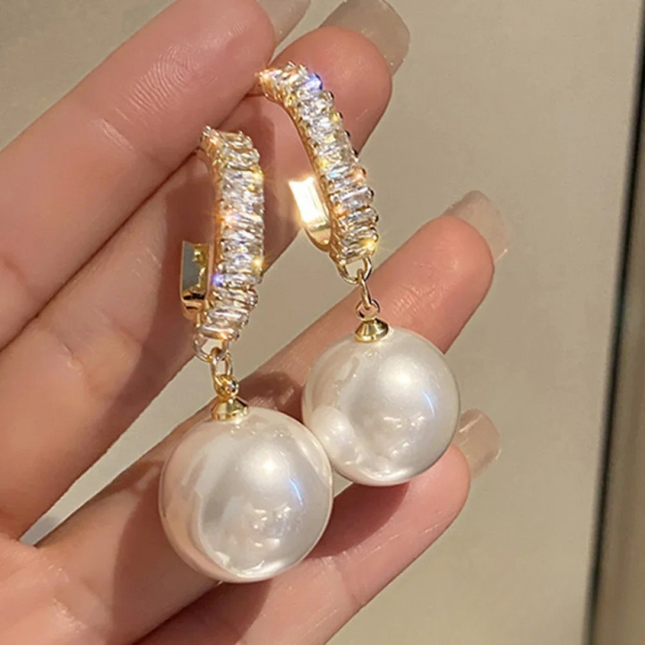 Orecchini Chic con Perla e Zirconia