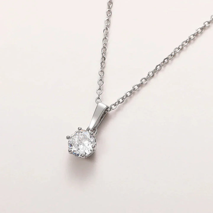 Collana Classica con Ciondolo in Zirconia