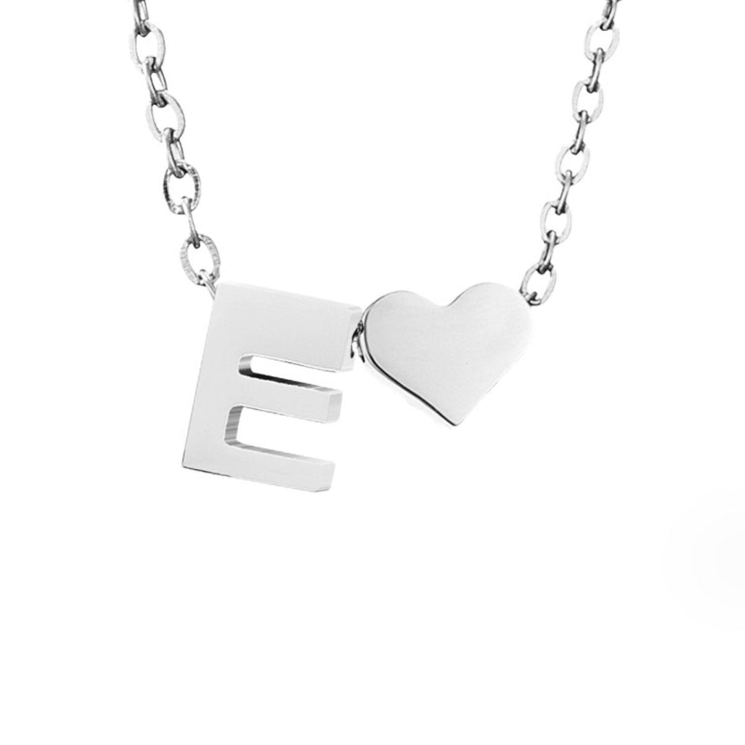 Collana Iniziale Senza Tempo con Ciondolo a Cuore