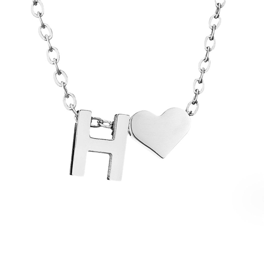 Collana Iniziale Senza Tempo con Ciondolo a Cuore