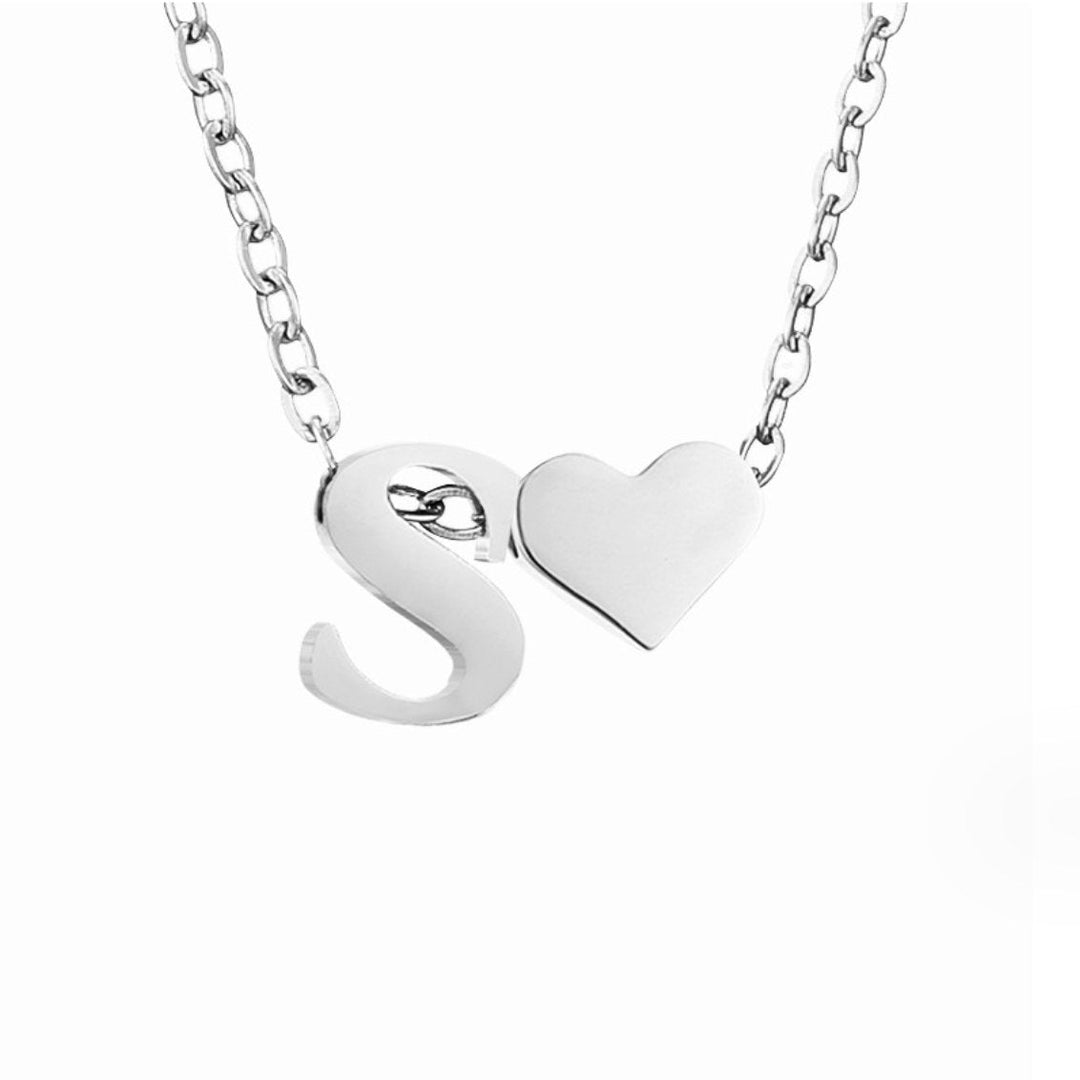 Collana Iniziale Senza Tempo con Ciondolo a Cuore