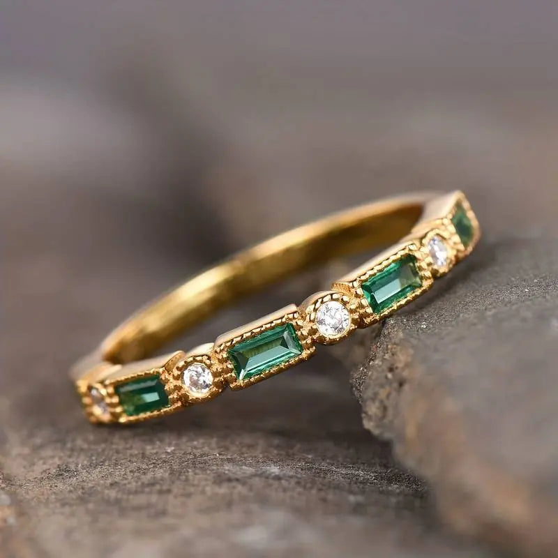 Anello Vintage in Oro con Zirconia Verde