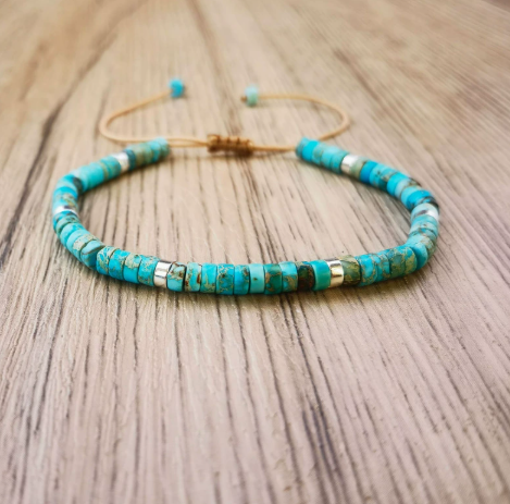 Bracciale di Turchese Delicato e Senza Tempo